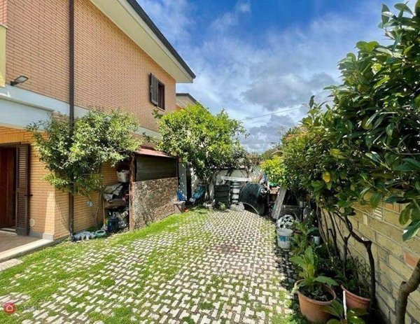 casa indipendente in vendita ad Anzio in zona Mare