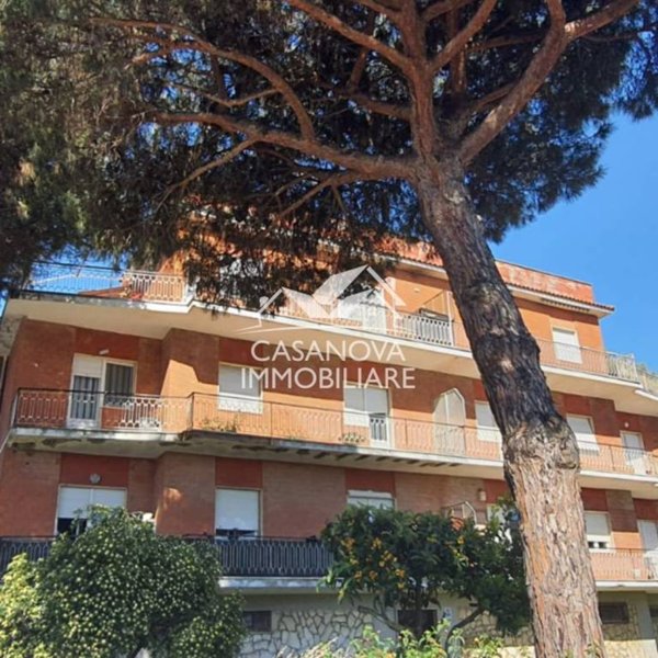 appartamento in vendita ad Anzio in zona Villa Claudia
