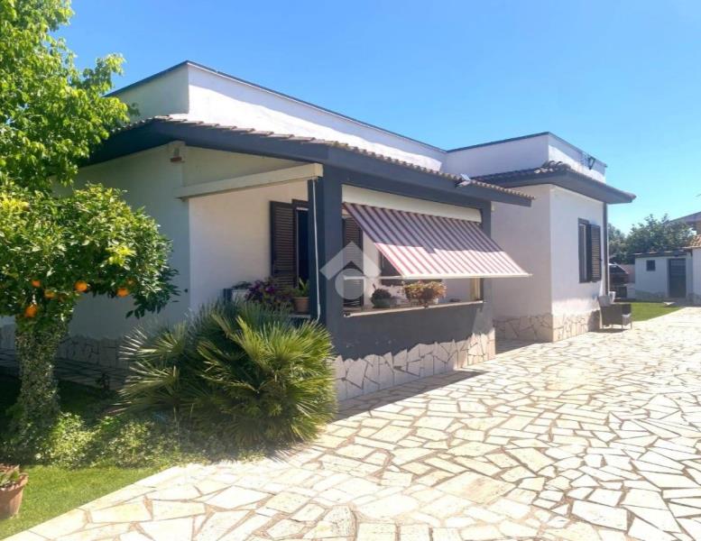 casa indipendente in vendita ad Anzio in zona Stazione