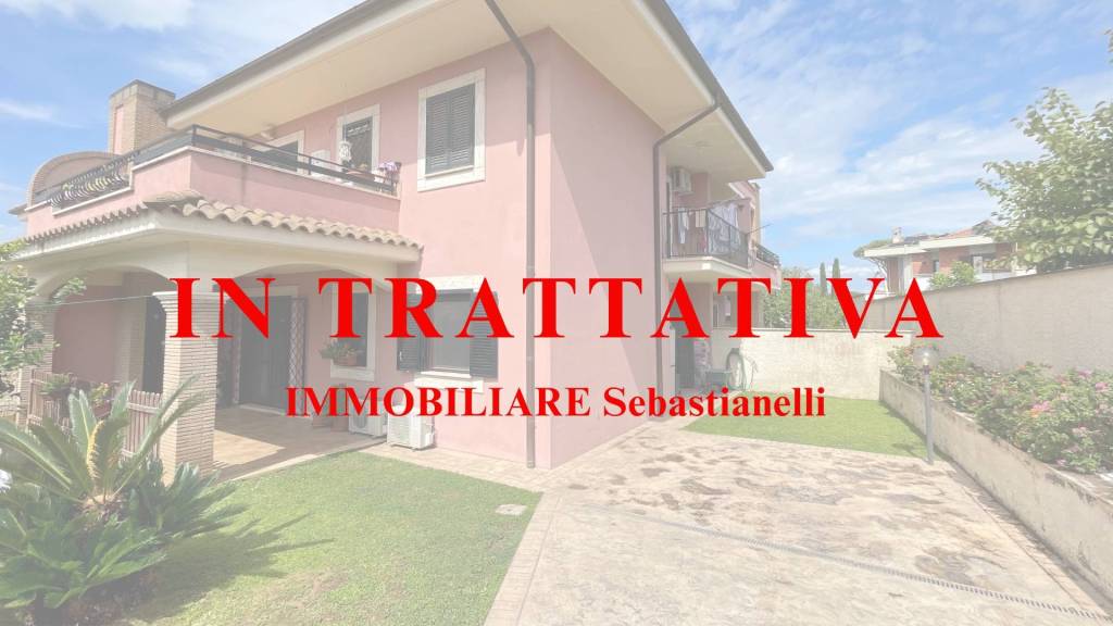 appartamento in vendita ad Anzio in zona Mare