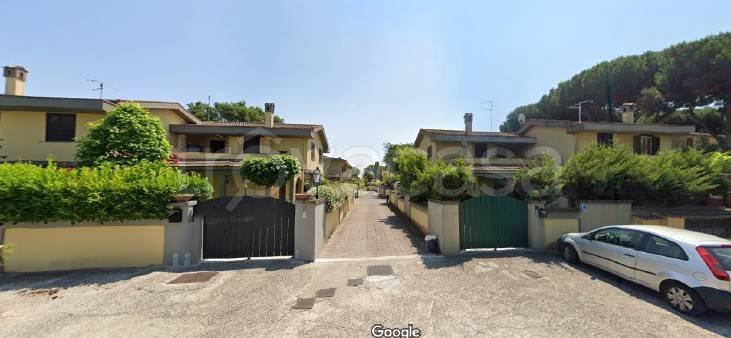 casa indipendente in vendita ad Anzio in zona Villa Claudia