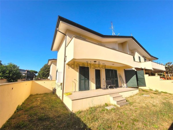 quadrivano in vendita ad Anzio