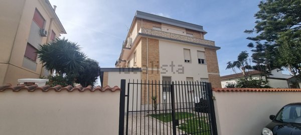 appartamento in vendita ad Anzio in zona Mare