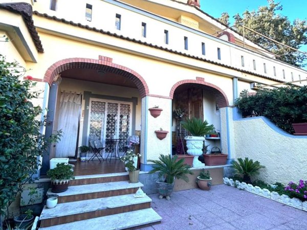 quadrivano in vendita ad Anzio