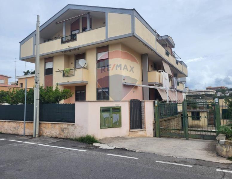 appartamento in vendita ad Anzio in zona Anzio Colonia