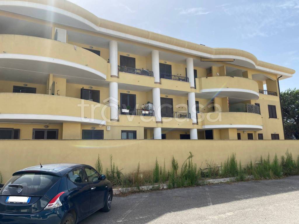 appartamento in vendita ad Anzio in zona Villa Claudia