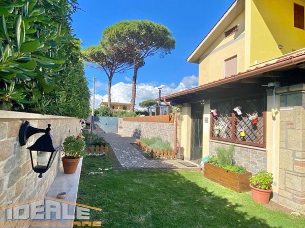 appartamento in vendita ad Anzio in zona Lido dei Pini