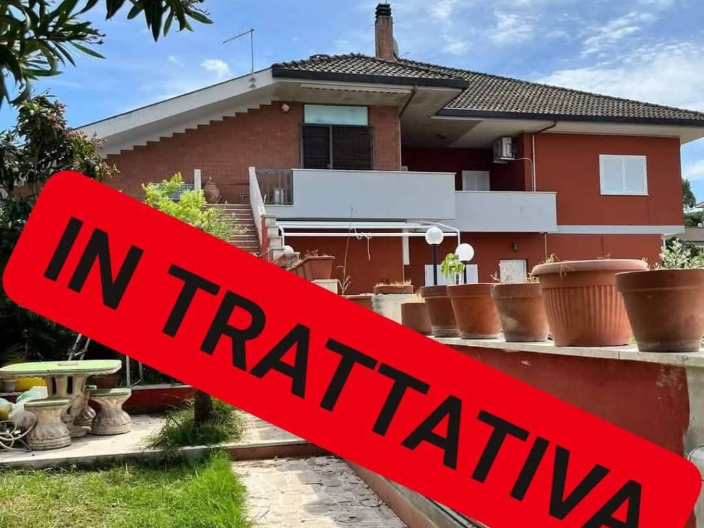 appartamento in vendita ad Anzio in zona Mare