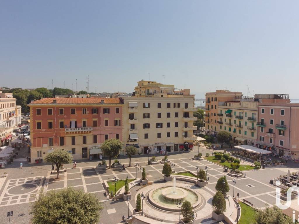 appartamento in vendita ad Anzio in zona Mare
