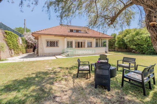 casa indipendente in vendita ad Anzio in zona Mare
