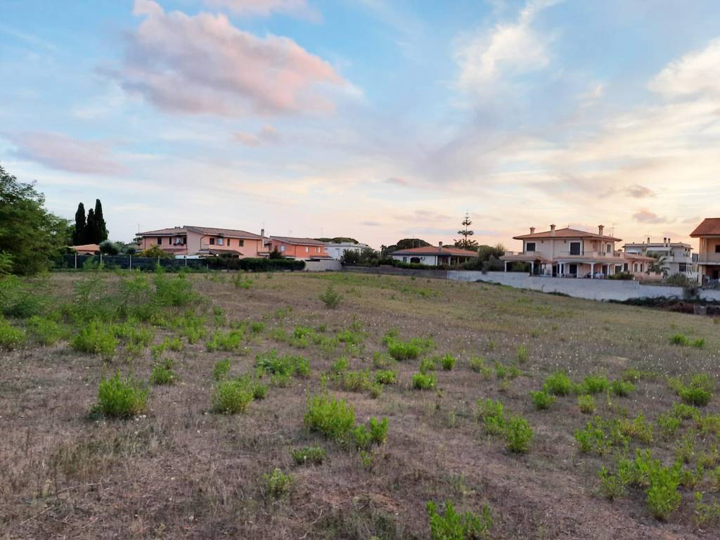 terreno edificabile in vendita ad Anzio in zona Lido delle Sirene