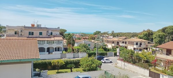 casa indipendente in vendita ad Anzio in zona Villa Claudia