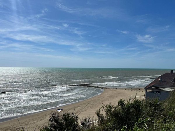 casa indipendente in vendita ad Anzio in zona Mare
