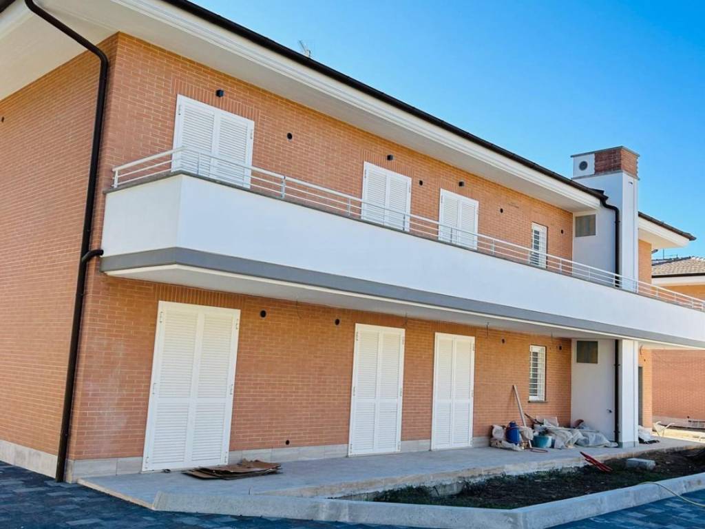 appartamento in vendita ad Anzio in zona Mare