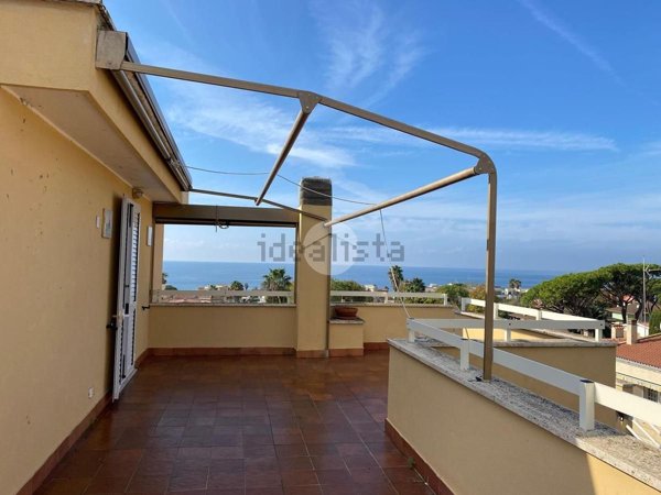 appartamento in vendita ad Anzio in zona Lido delle Sirene