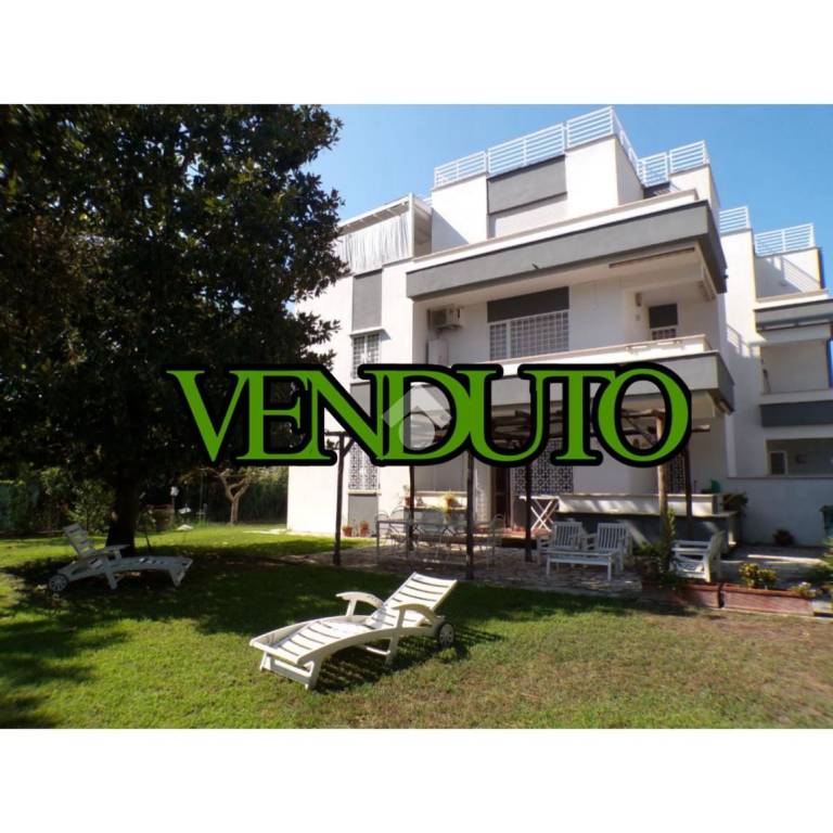 appartamento in vendita ad Anzio in zona Mare