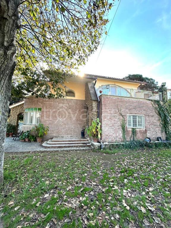 casa indipendente in vendita ad Anzio in zona Villa Claudia