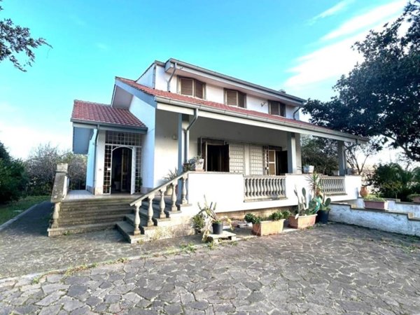casa indipendente in vendita ad Anzio in zona Lido dei Pini