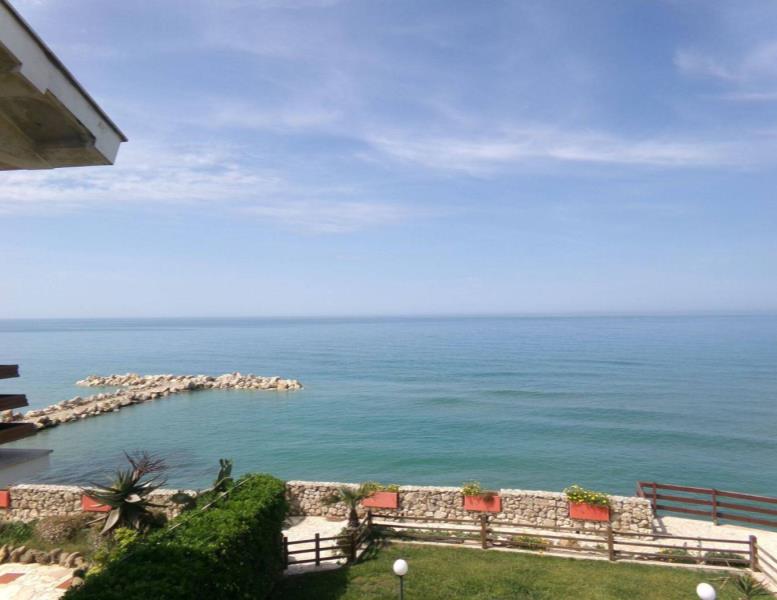 appartamento in vendita ad Anzio in zona Mare