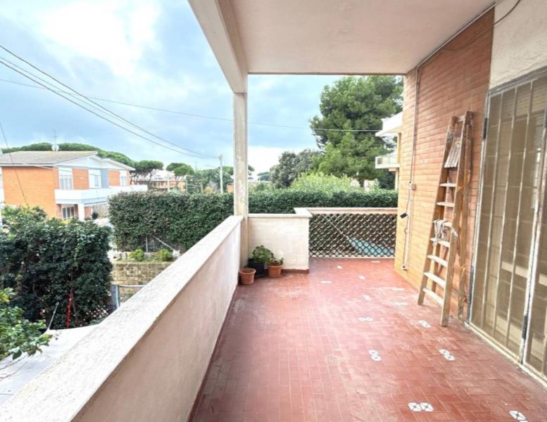 appartamento in vendita ad Anzio in zona Mare