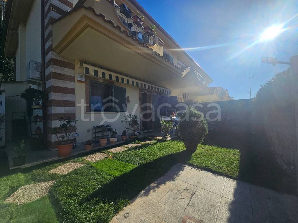 casa indipendente in vendita ad Anzio in zona Villa Claudia