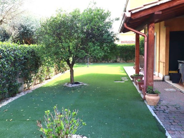 casa indipendente in vendita ad Anzio