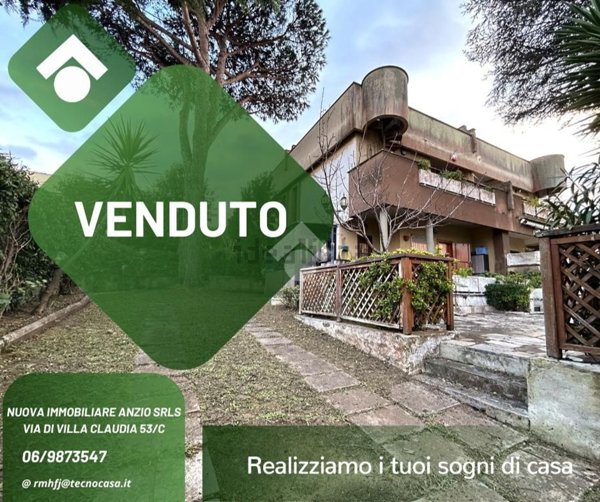appartamento in vendita ad Anzio in zona Villa Claudia