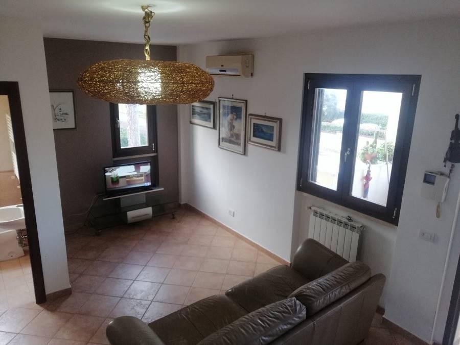 casa indipendente in vendita ad Anzio
