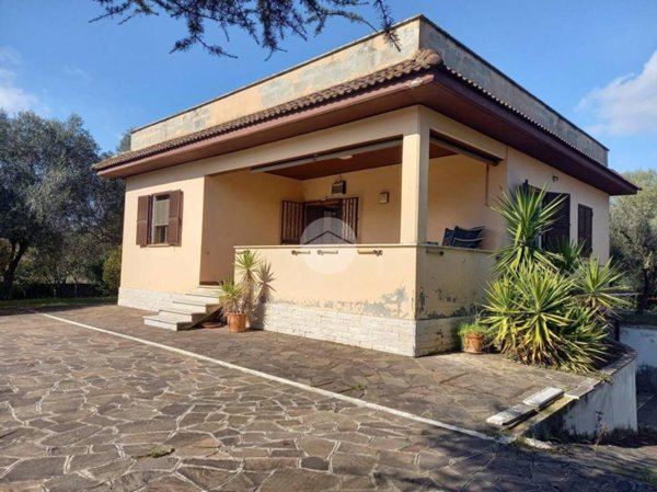 casa indipendente in vendita ad Anzio in zona Lido dei Pini