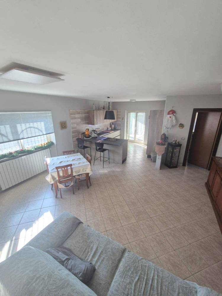 casa indipendente in vendita ad Anzio