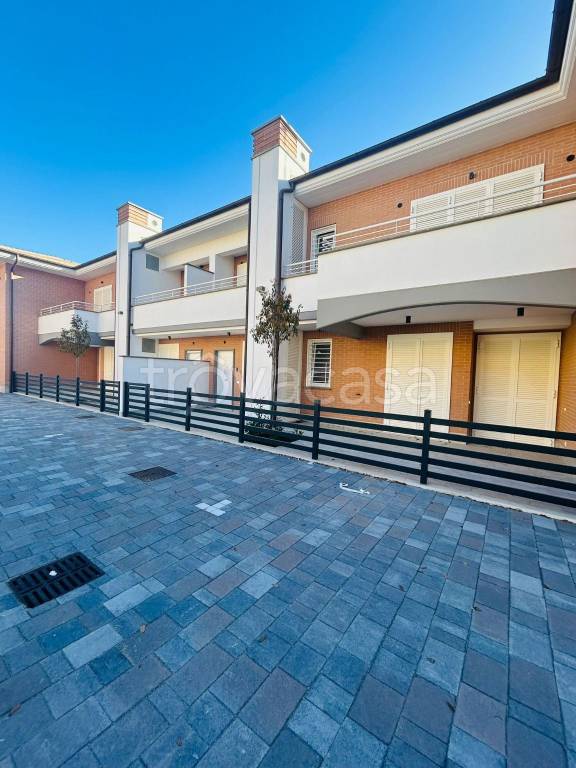 appartamento in vendita ad Anzio in zona Mare