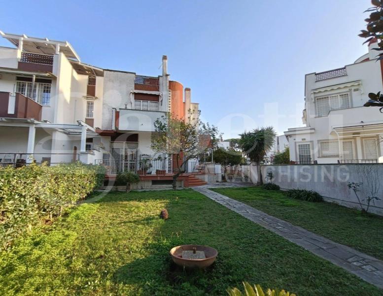 casa indipendente in vendita ad Anzio in zona Mare