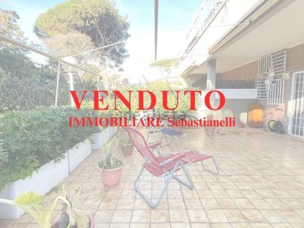 appartamento in vendita ad Anzio in zona Mare