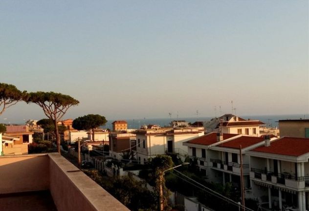 appartamento in vendita ad Anzio in zona Mare