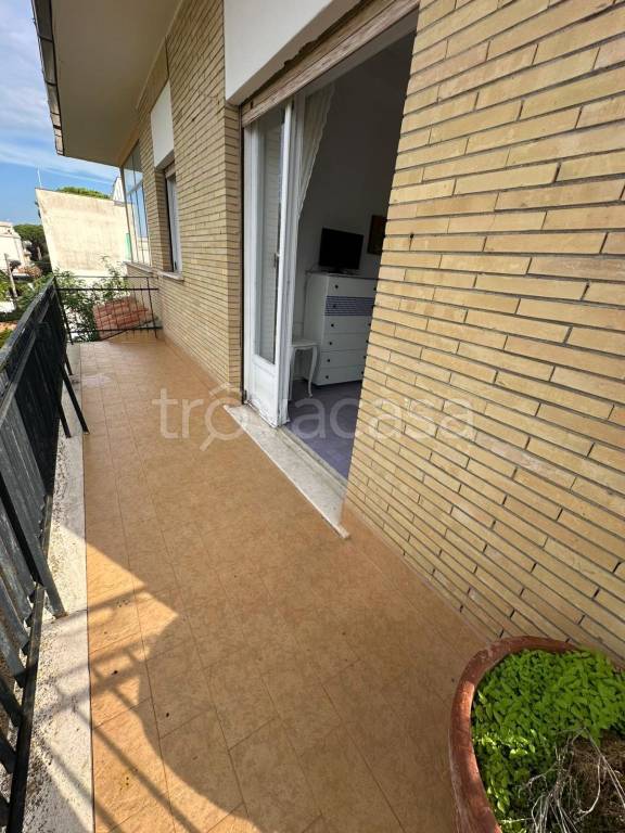 appartamento in vendita ad Anzio in zona Mare