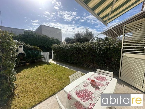 casa indipendente in vendita ad Anzio in zona Cincinnato
