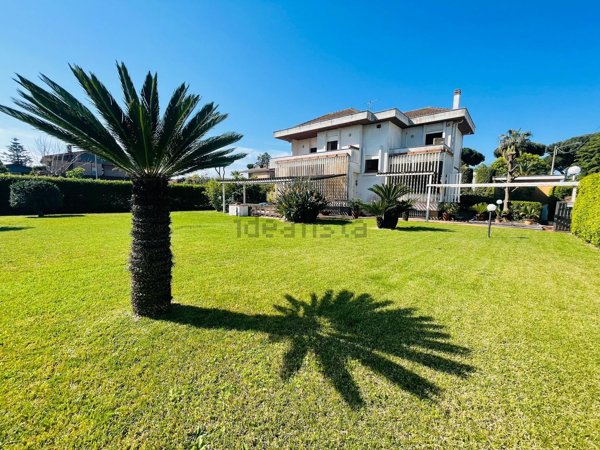 casa indipendente in vendita ad Anzio