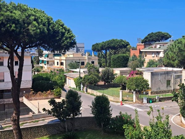 appartamento in vendita ad Anzio in zona Mare