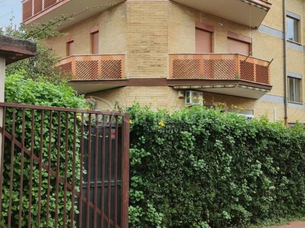 appartamento in vendita ad Anzio in zona Mare