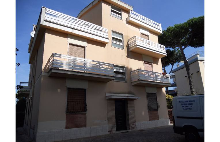 appartamento in vendita ad Anzio in zona Mare