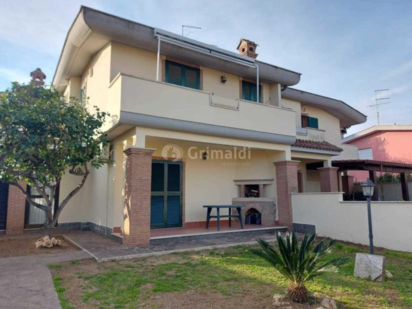 appartamento in vendita ad Anzio in zona Cincinnato