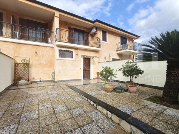casa indipendente in vendita ad Anzio in zona Lido dei Pini