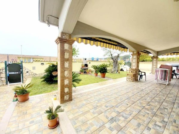 casa indipendente in vendita ad Anzio