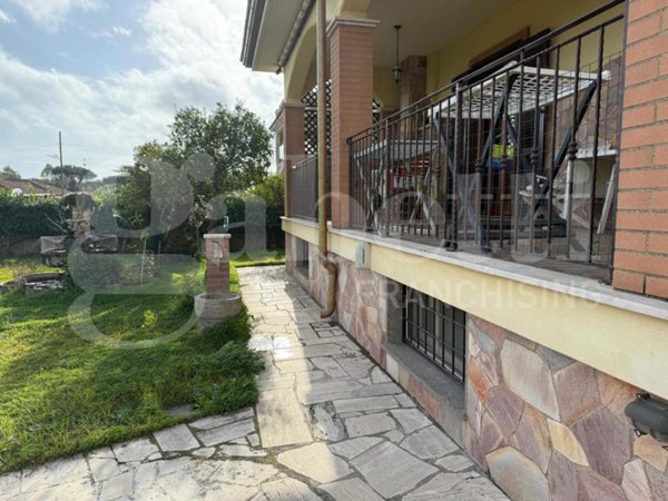 casa indipendente in vendita ad Anzio