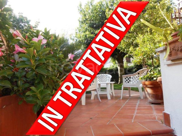casa indipendente in vendita ad Anzio in zona Villa Claudia