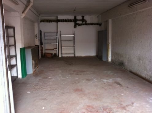 locale di sgombero in vendita ad Anzio