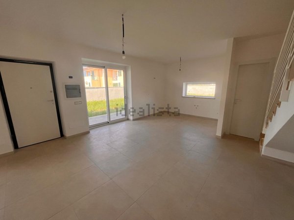 casa indipendente in vendita ad Anzio