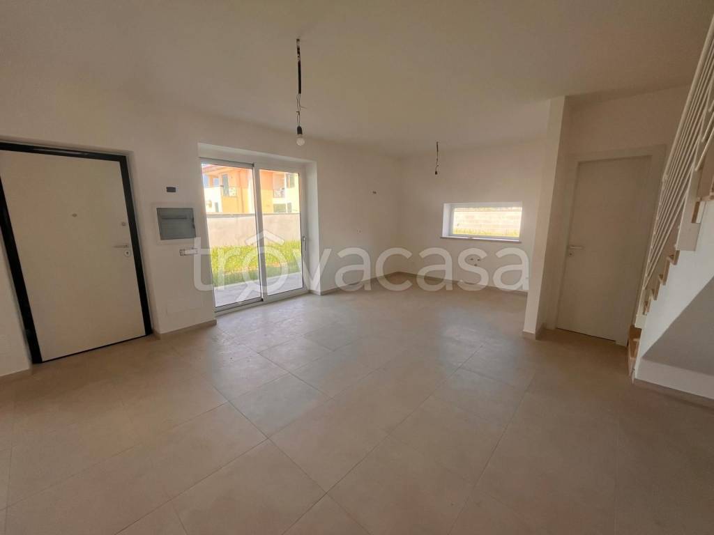casa indipendente in vendita ad Anzio