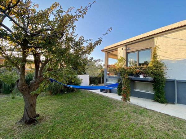 casa indipendente in vendita ad Anzio in zona Villa Claudia