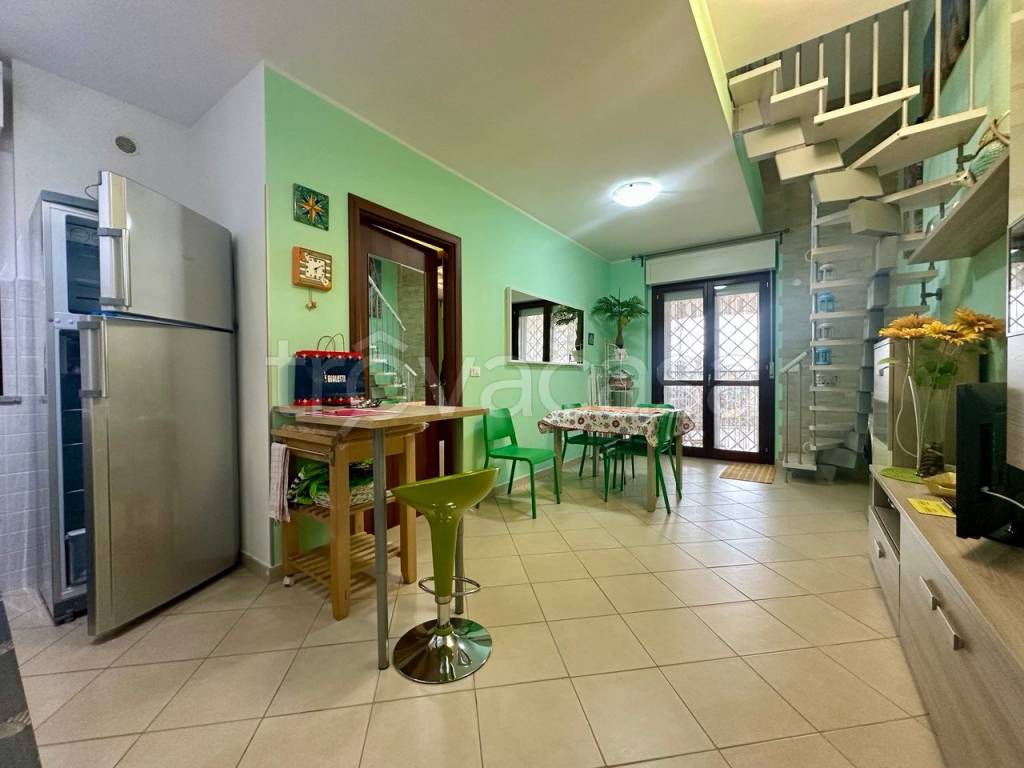 casa indipendente in vendita ad Anzio in zona Villa Claudia